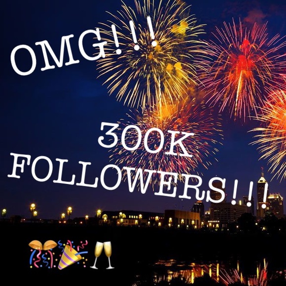 450 THOUSAND FOLLOWERS!!!! 💃🏼🍻🍾🥂🎈🎉🎊 - Picture 4 of 7